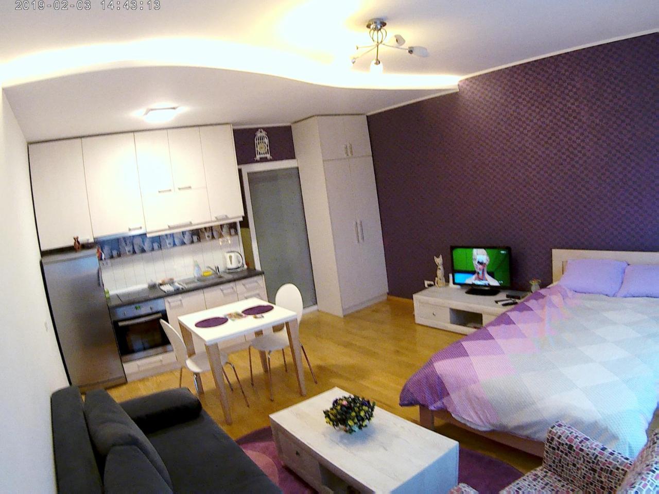 Sara - Modern Apartment In The City Center Novi Sad Exterior photo